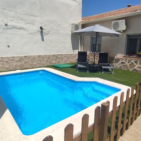 La Casa Del Cerrillo Villa Sonseca Bagian luar foto